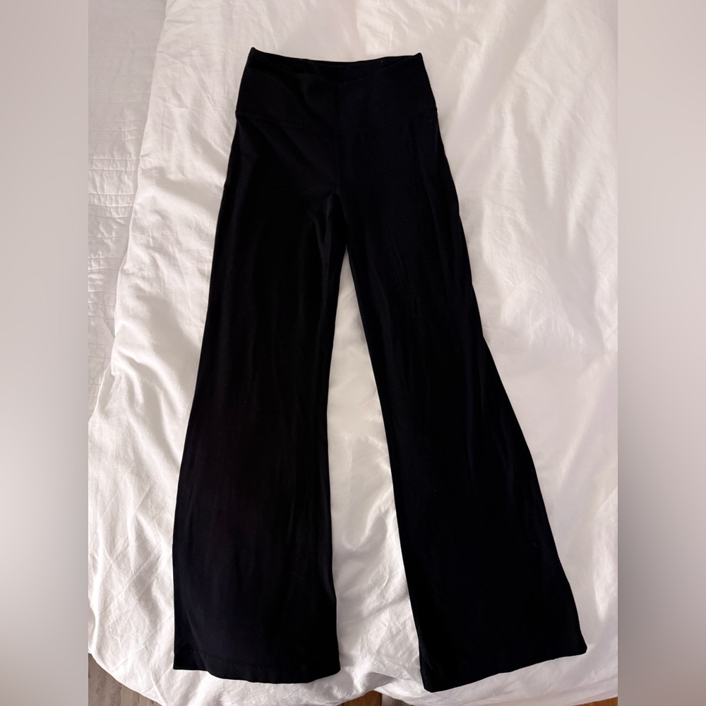Lululemon Groove Nulu high-rise flared leggings